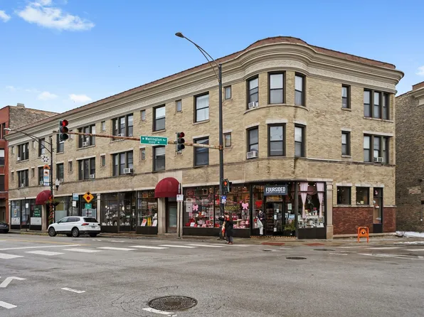 2956 N Clark St #2, Chicago, IL 60657