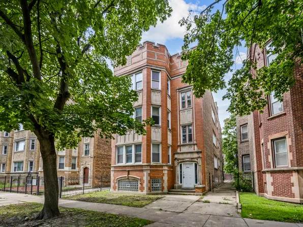 7726 S Kingston Ave, Chicago, IL 60649