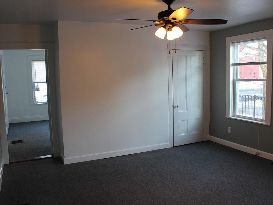 2nd image of 348 Cabot St APT 1L