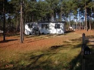 40 Sanatra Dr, Cameron, NC 28326