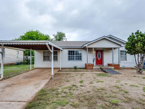 605 Lions Park Pl, Midwest City, OK 73110