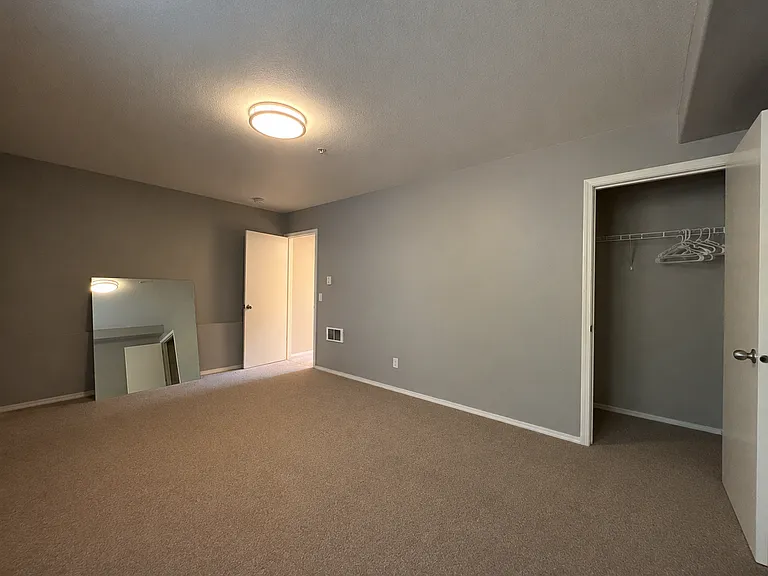 2677 NW Preston Ct — Photo 33