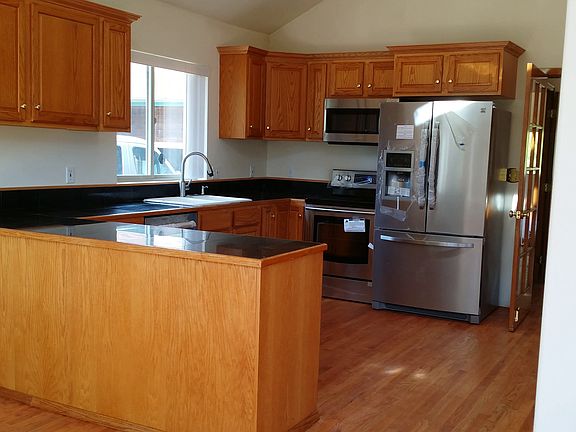 3rd image of 12606 140th Ave NW