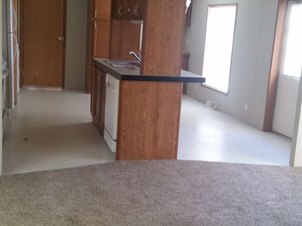 2nd image of 2774 Ash St