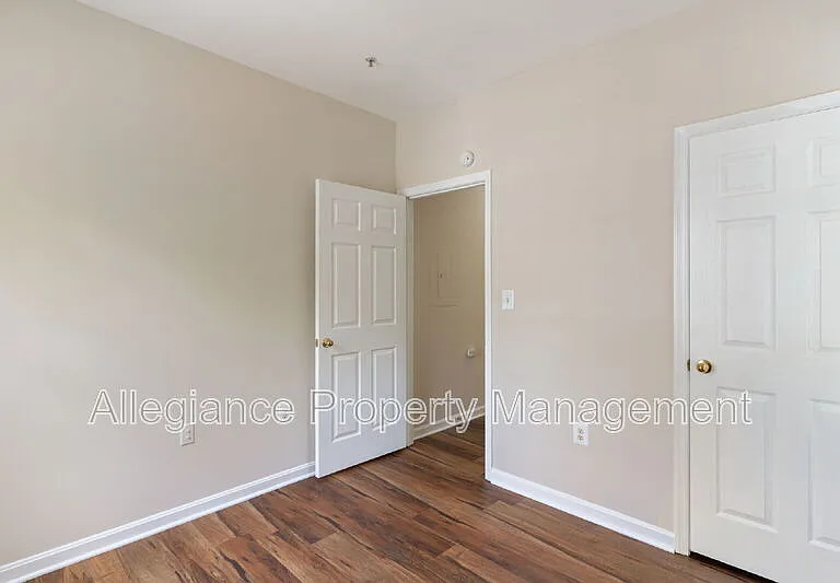 11400 Windleaf Ct #R — Photo 14
