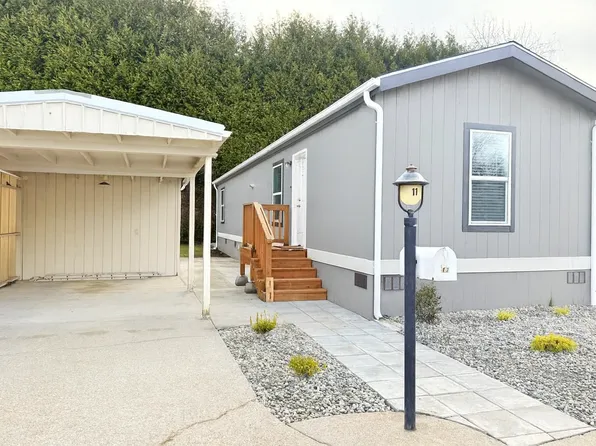 2322 Tacoma Rd E Trailer 11, Puyallup, WA 98371