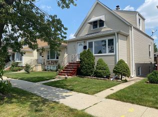 3715 N Newcastle Ave, Chicago, IL 60634