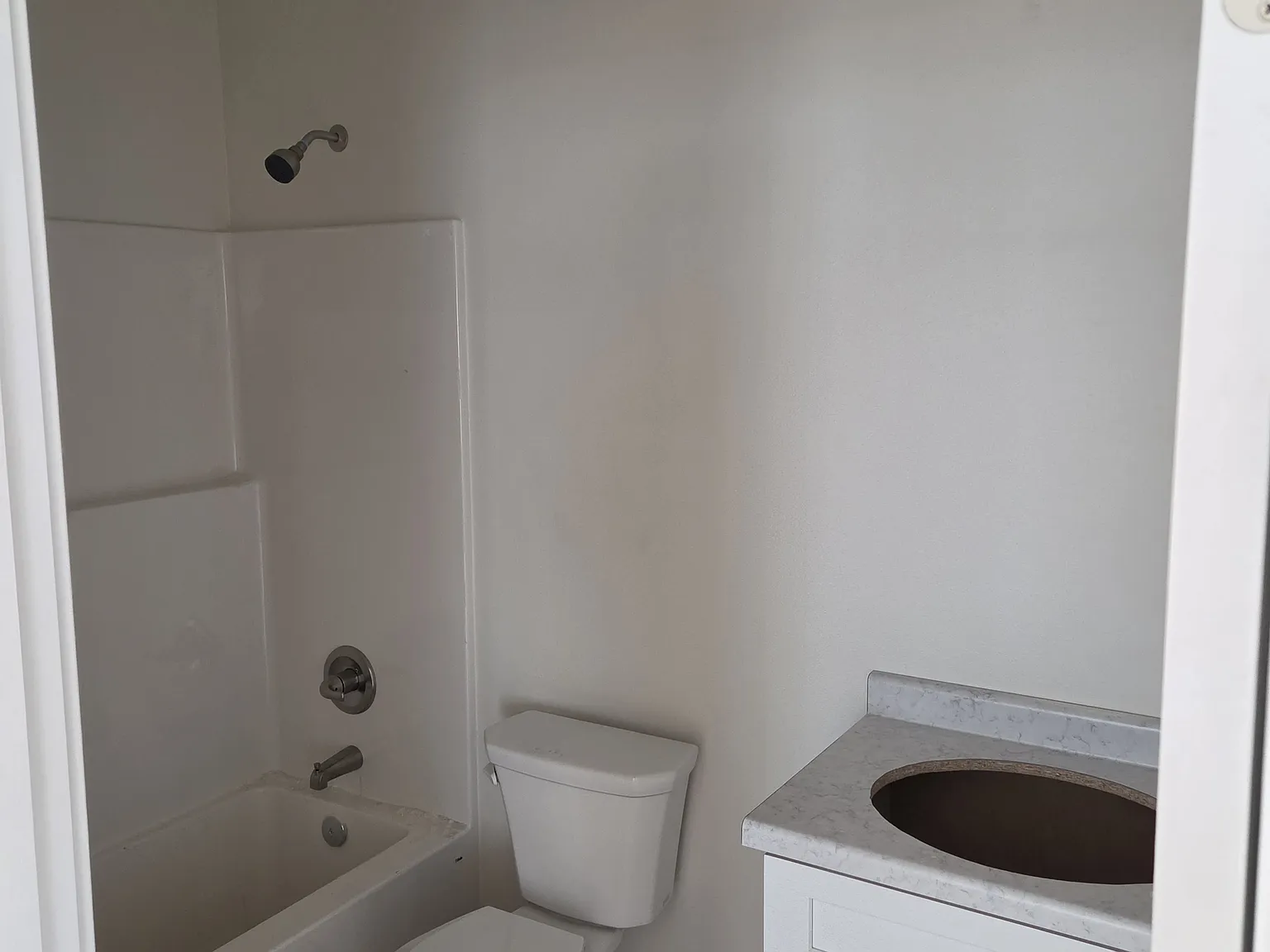 2 bed, 1288 sqft, $1,675 — Photo 2