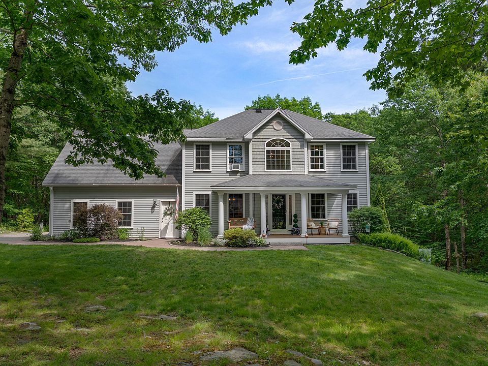 1st image of 20 Acorn Ridge Road