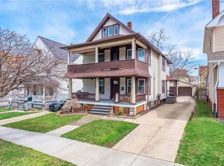 1463 Orchard Grove Ave, Lakewood, OH