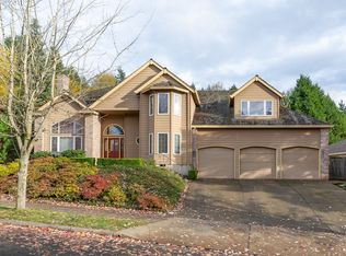9830 SE Westview Ct, Happy Valley, OR 97086