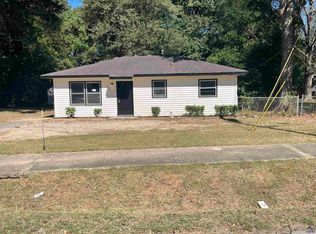 805 Crestwood Ter, Warner Robins, GA 31088