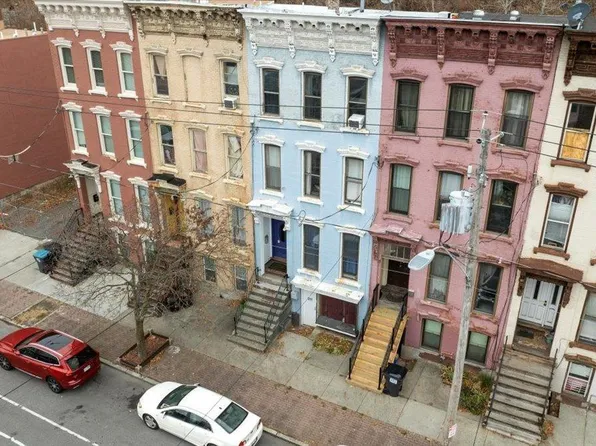 185 Clinton Avenue, Albany, NY 12210