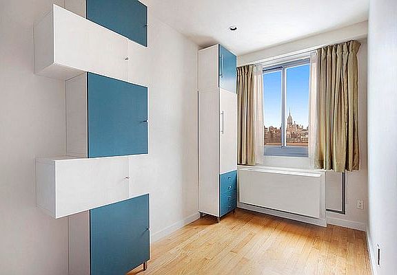 5th image of 38 Delancey St #7E
