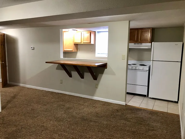 206 W Canedy St #B — Photo 1