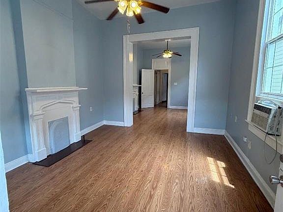 2nd image of 4412-14 S Carrollton Ave
