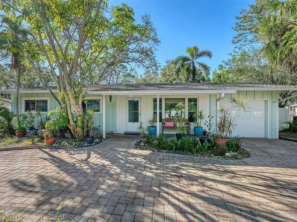 1310 Pomelo Ave, Sarasota, FL 34239