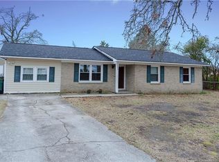 5934 Spinner Rd, Hope Mills, NC 28348