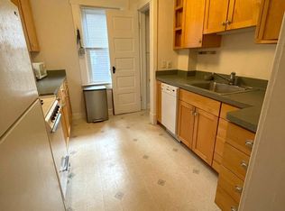 117 E Davis Ave, Ann Arbor, MI 48104