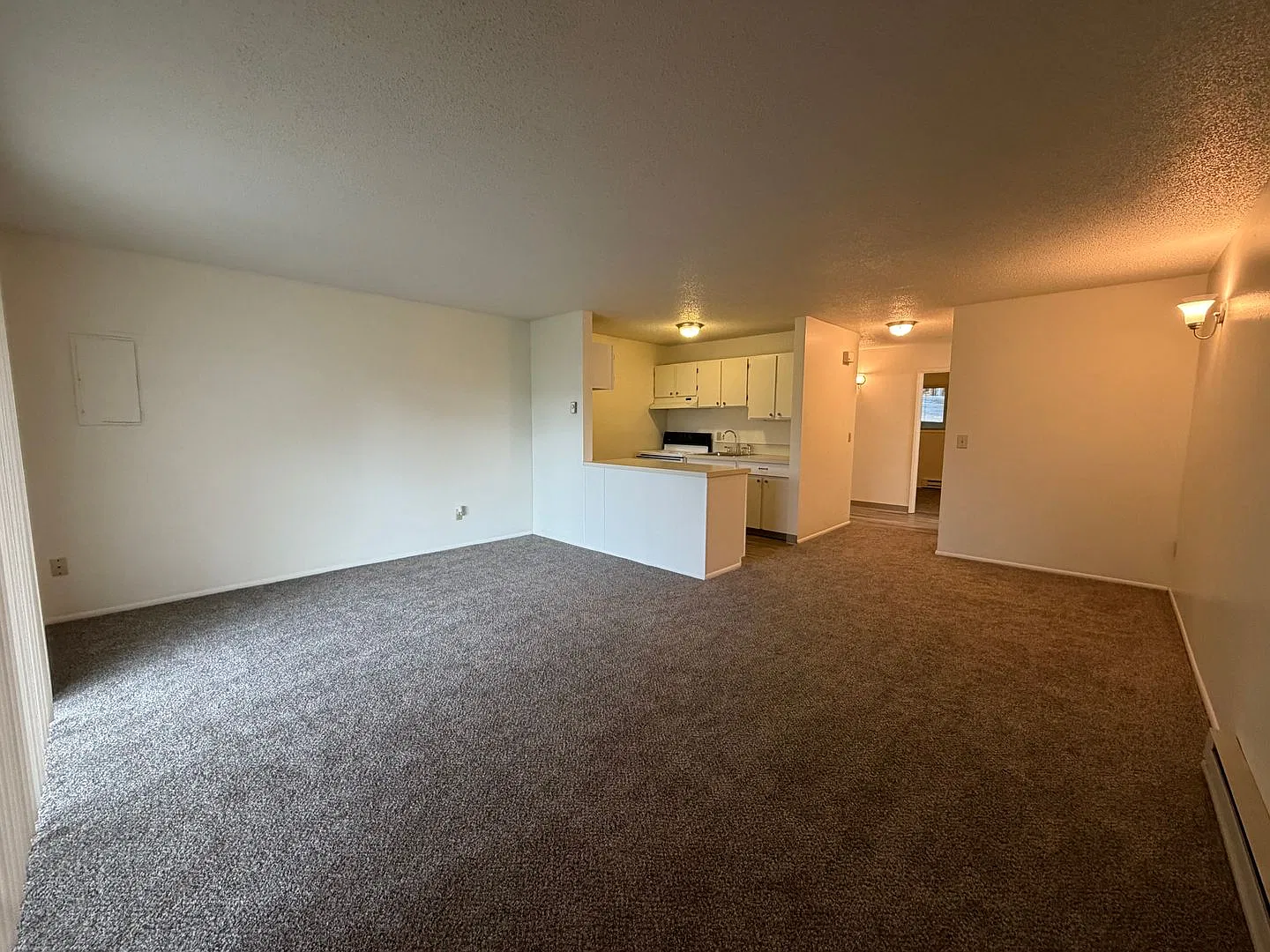 JC0679 - Barbur Place Apartments — Photo 4