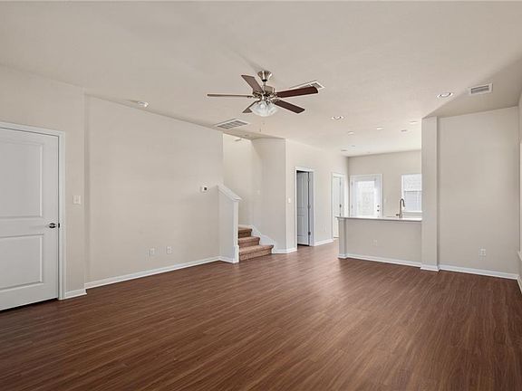 5th image of 17916 Lungo St