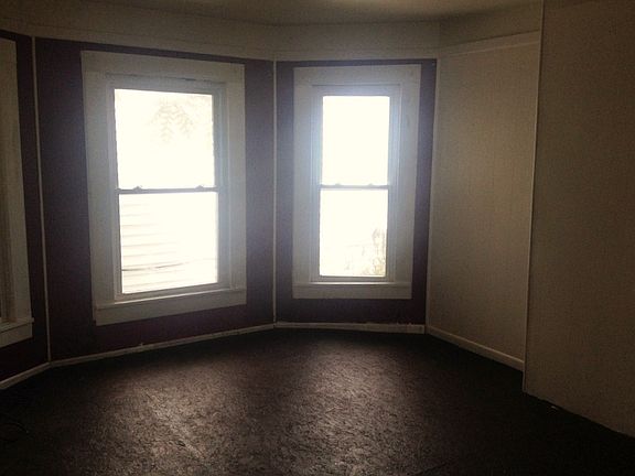 4th image of 545 E Pearl St
