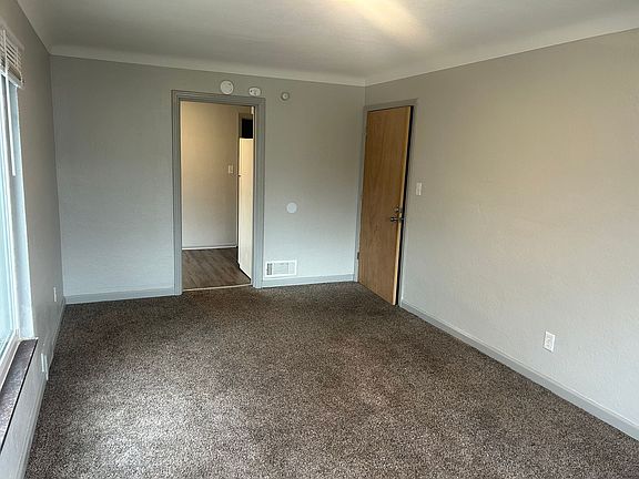 2nd image of 3809 Torrance Dr #4