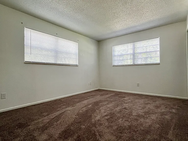 450 Tomoka Ave #114A — Photo 8