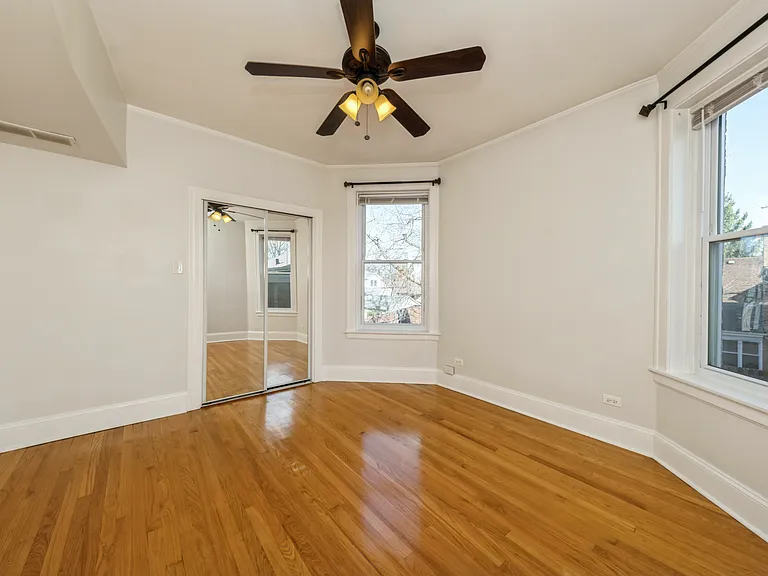 5736 N Richmond St #2 — Photo 11