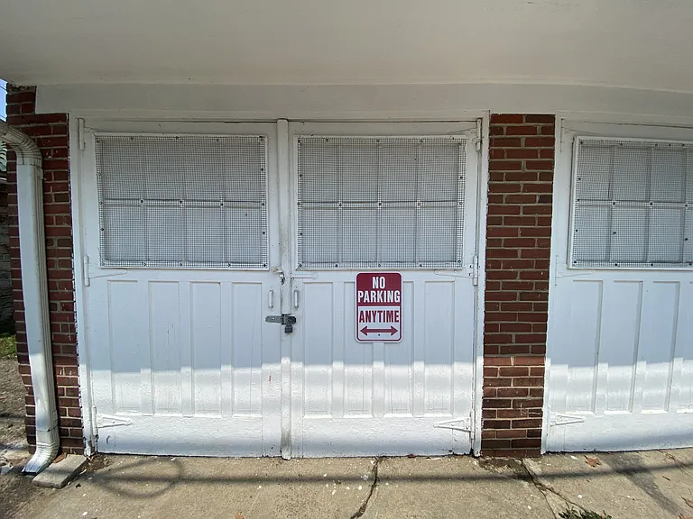 2015 Market St — Photo 8