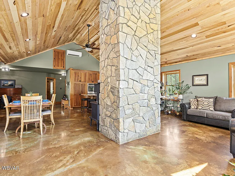 1348 Radio Club Rd #UPPER LEVEL — Photo 20