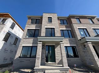 822 Fairline Row, Ottawa, ON K2V 0V7