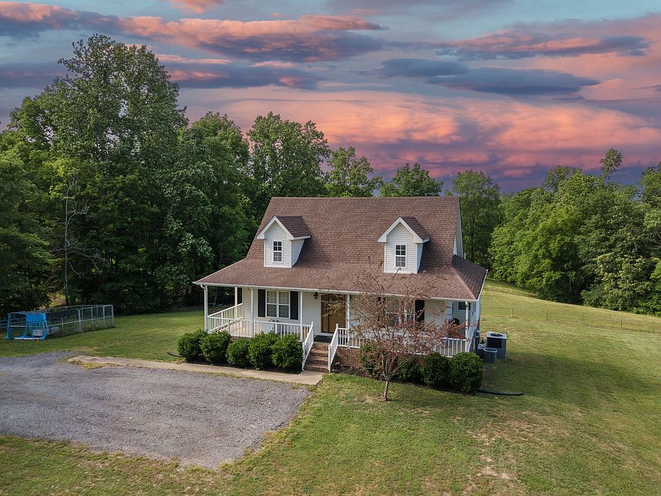 1st image of 225 Sherman Rd