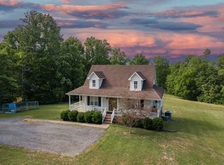 225 Sherman Rd, Charlotte, TN 37036
