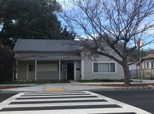 618 E 9th St, Upland, CA 91786