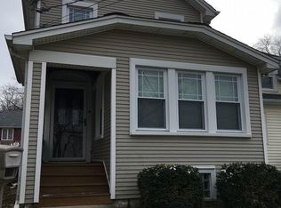 604 Illinois St, Lemont, IL 60439