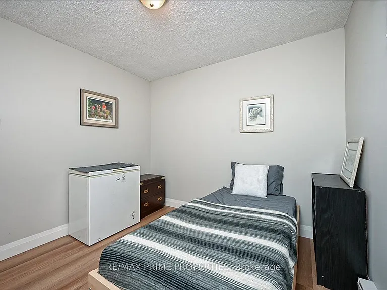 158 McArthur Ave #209 — Photo 17