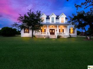 824 N Stallion Estates Dr, Spring Branch, TX 78070