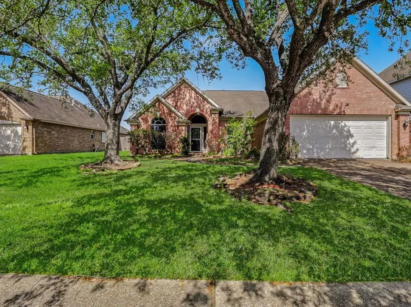 8003 Beaver St, Baytown, TX 77523