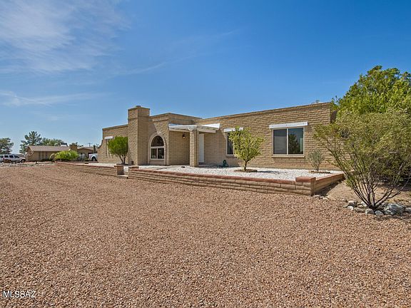 3rd image of 10555 E Placita Diego