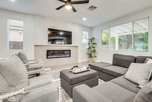 11086 Evvie Ln Photo 1