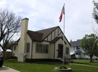 307 2nd St S, Glen Ullin, ND 58631