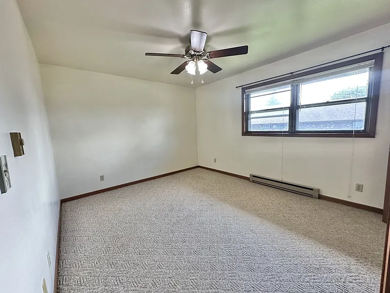2209 Michelle Ct #6 — Photo 13