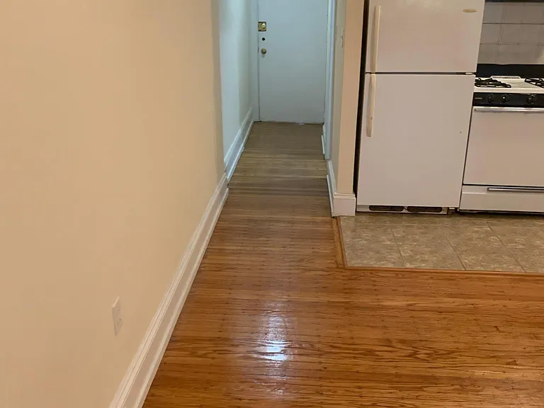 15 S 21st St #3R — Photo 2