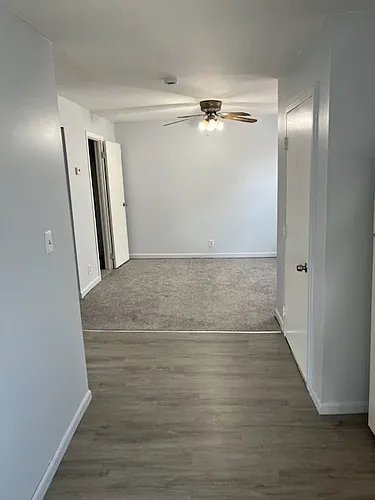 115 Main St #4 Photo 1