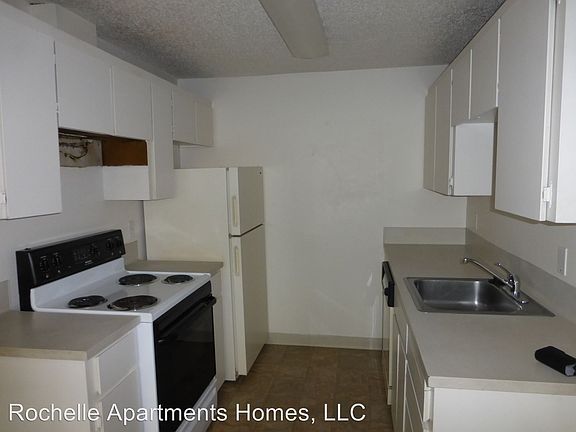 2nd image of 17350 SW Shaw St APT 09