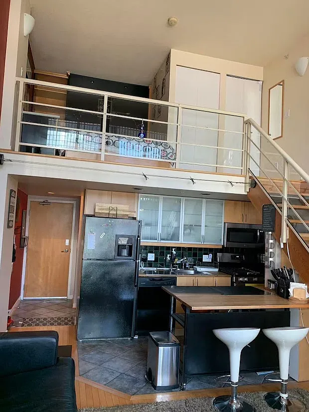 2 bed, 750 sqft, $3,800 — Photo 2