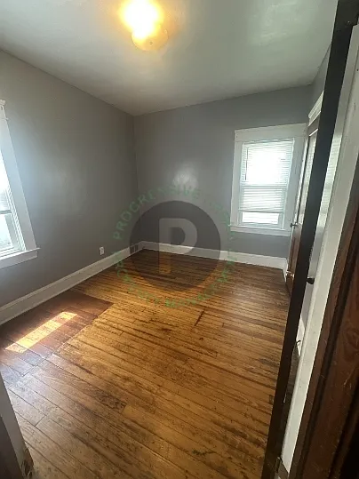 9611 Larnder Ave — Photo 15