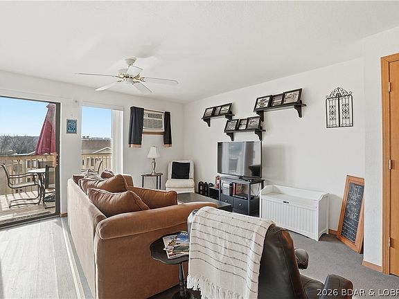 4th image of 2222 Bittersweet Rd Unit 1C