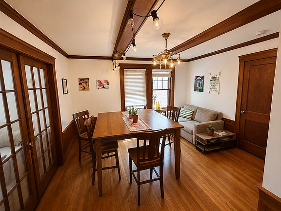 3rd image of 39 South St #2